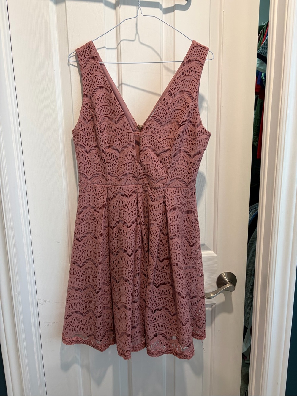 She + Sky Lace V-Neck Skater Dress in Dusty Rose